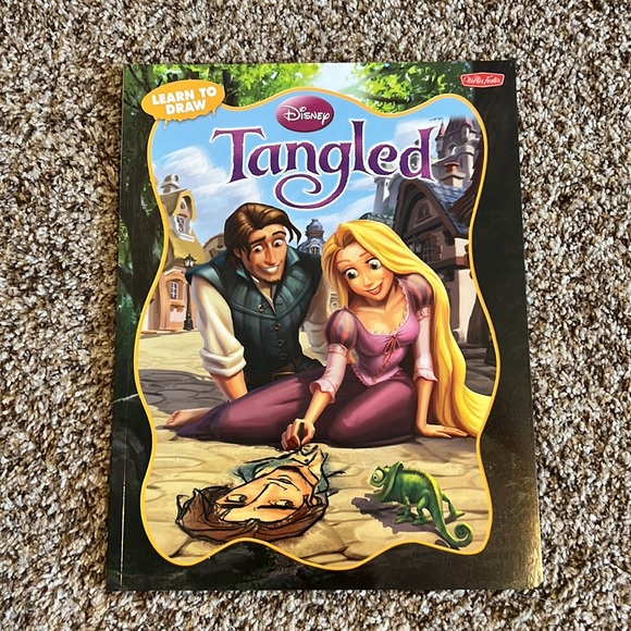 Disney-Learn to Draw Books-8 New Books - Picture 4 of 10